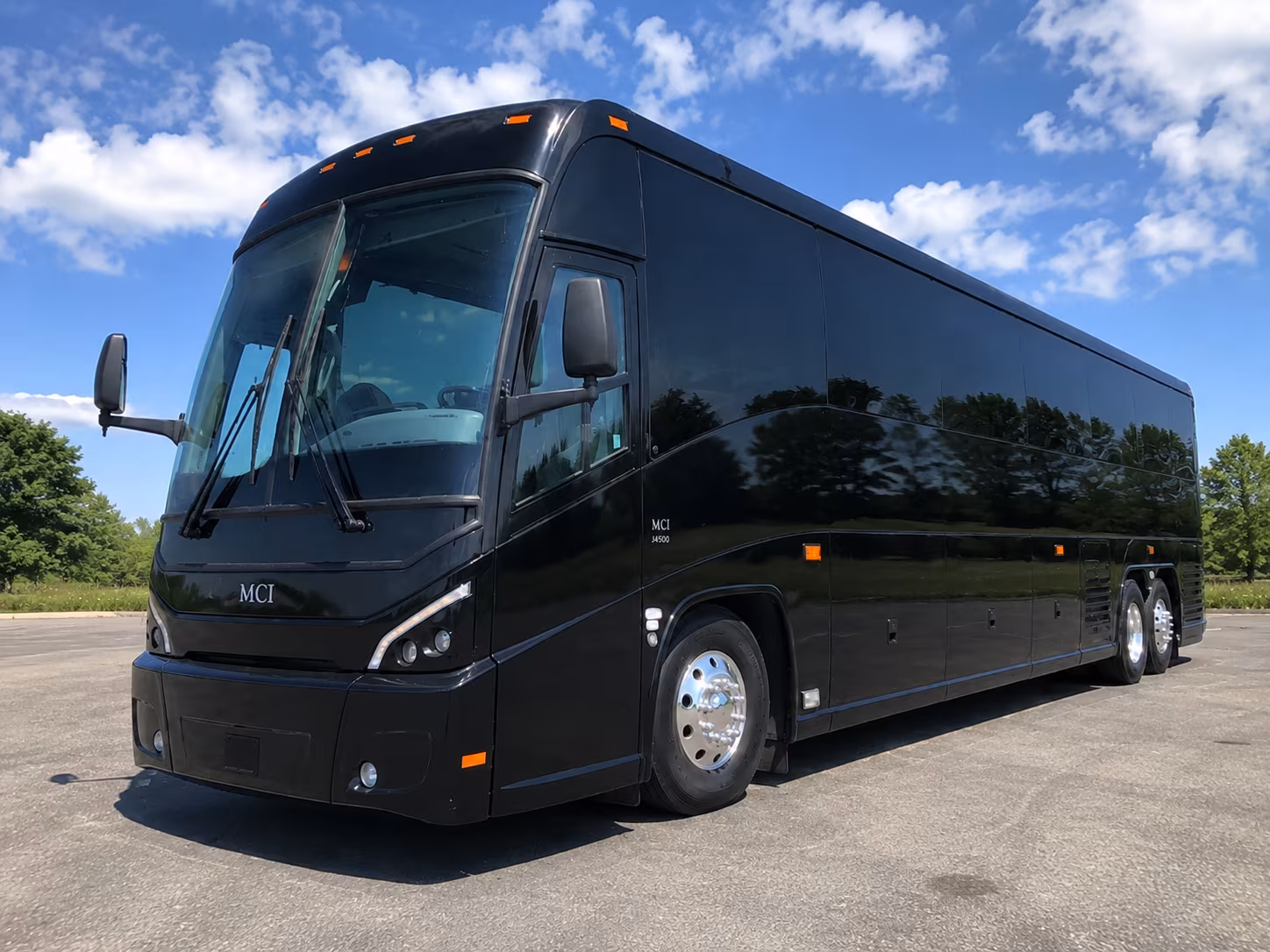 charter buses for sacramento zoo and crocker art museum trips