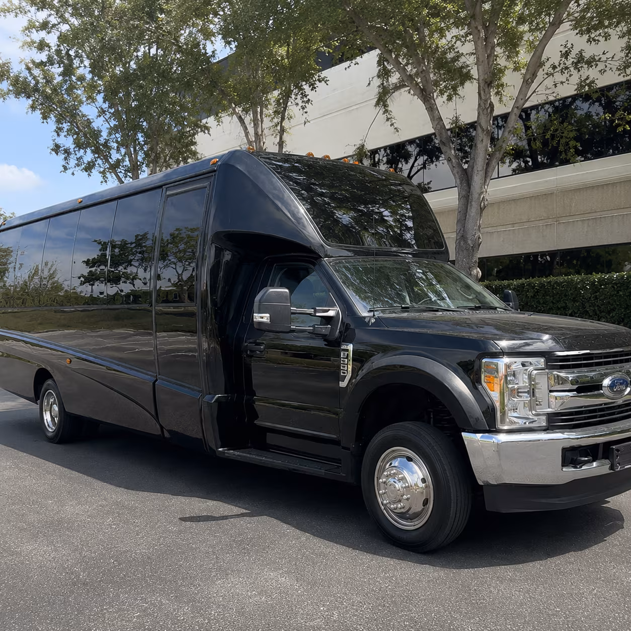 party buses for roseville bachelor and bachelorette celebrations