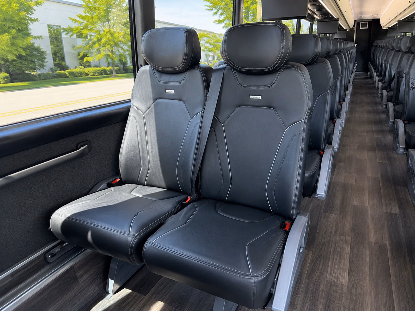 roseville charter bus rental