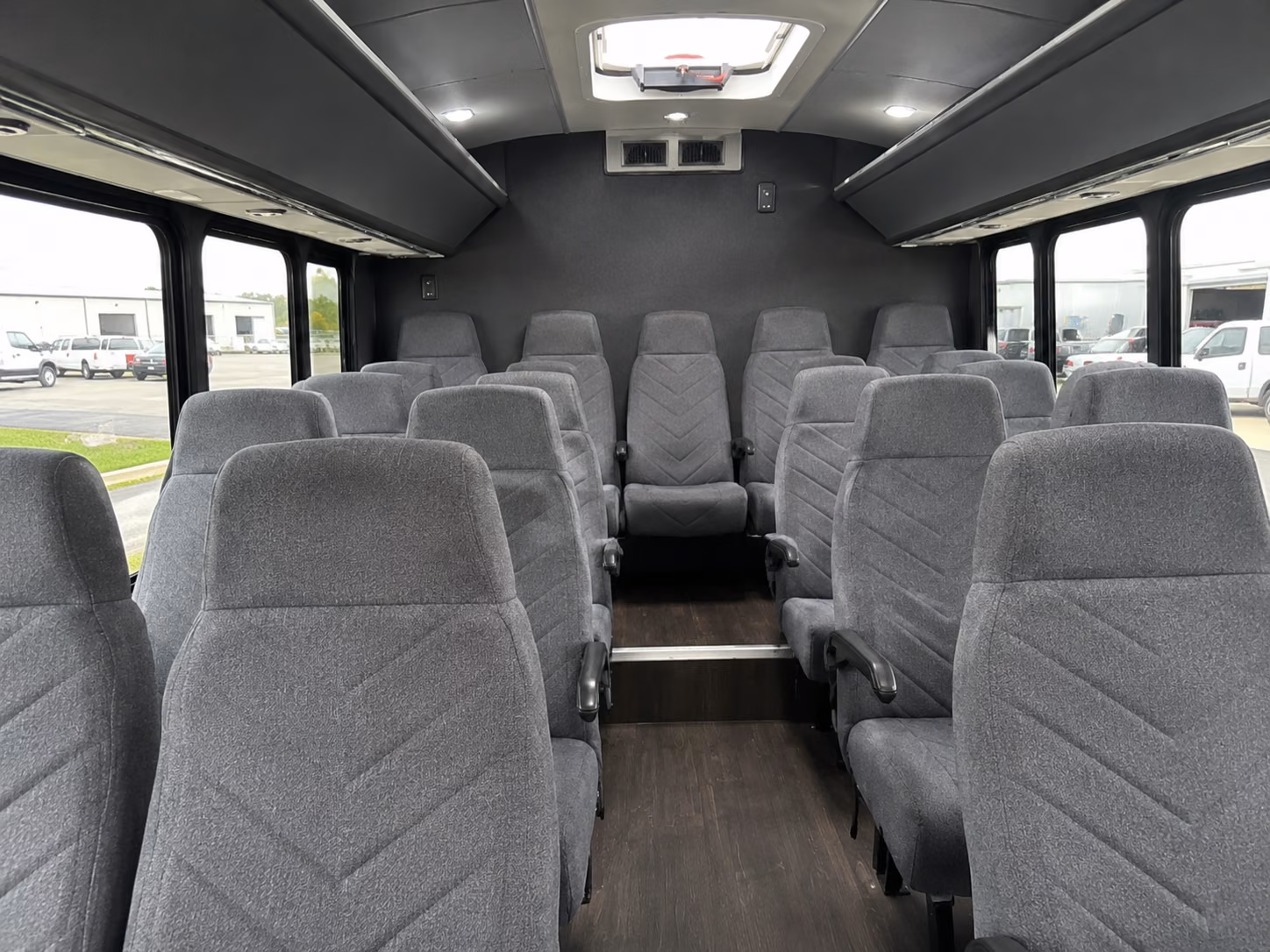 shuttle buses and minibuses for groups flying into or out of reno tahoe international rno